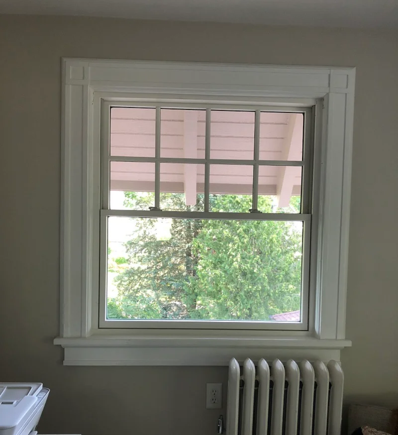 Simulated divided light grids on the Pella Lifestyle window